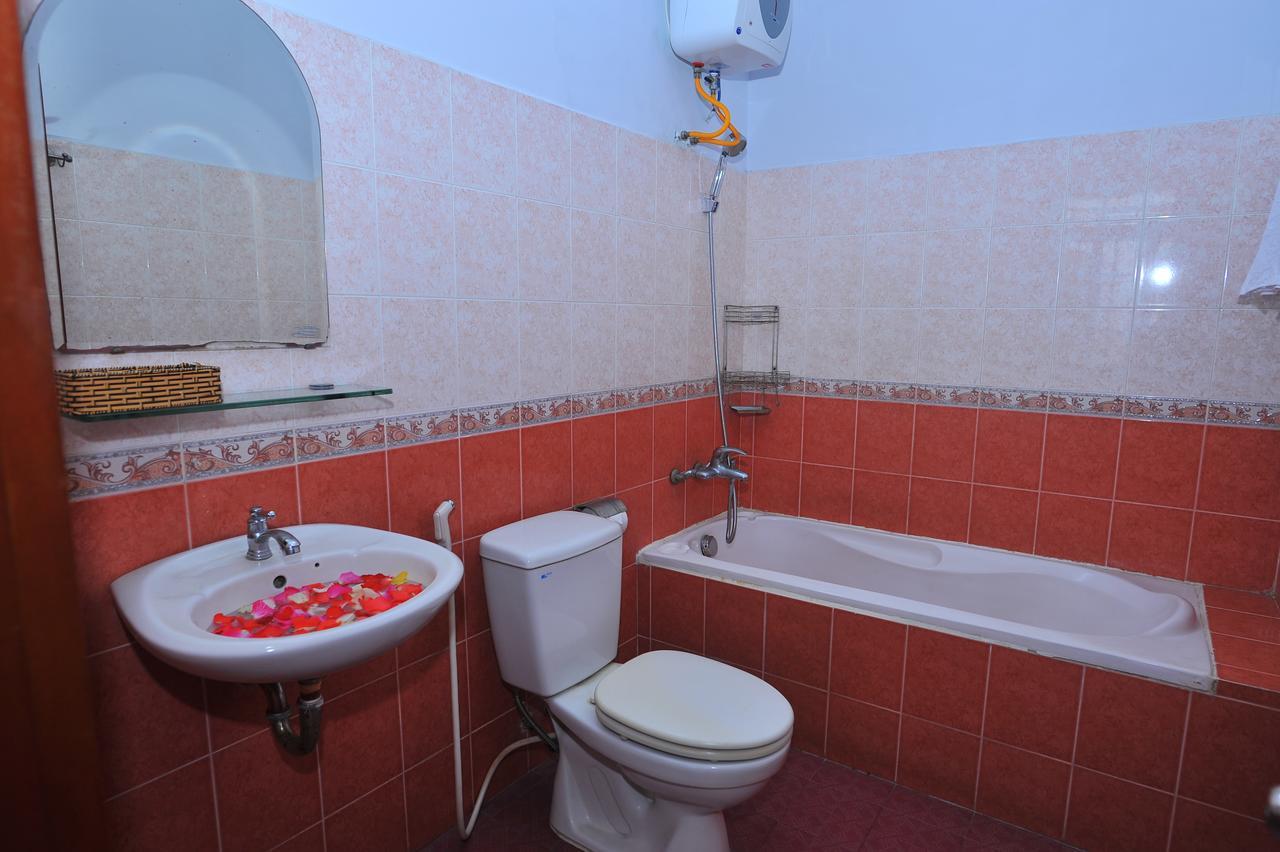 Ngan Pho Hotel Нячанг Екстер'єр фото
